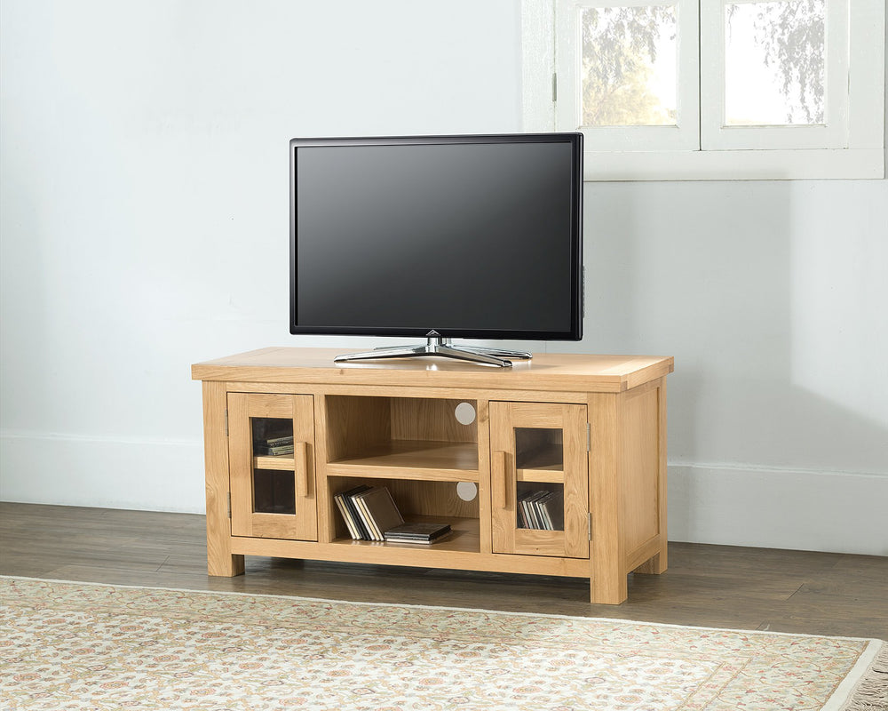 Milan sales entertainment unit
